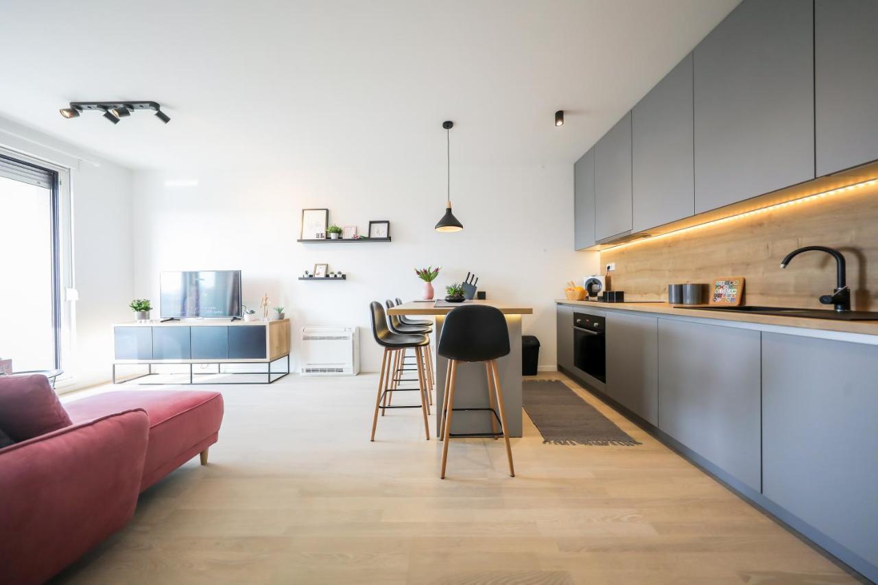Allegro Exclusive Suite 2 With Private Parking And Balcony Zadar Exterior photo